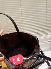 Louis Vuitton Neverfull Black 19 x 18 cm - 4