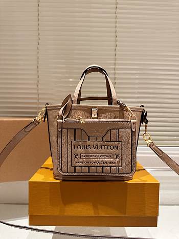 Louis Vuitton Neverfull Beige 19 x 18 cm