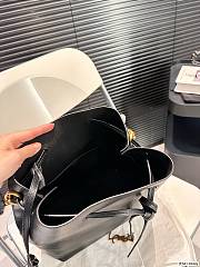 Saint Laurrent Bucket Bag Black 23 x 28 cm - 6