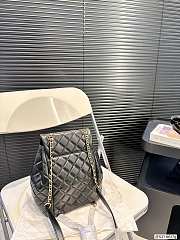 Chanel 19 Backpack Black 20 x 24 cm - 6