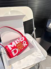 Dior Miss Dior White Graffiti Pink 22 x 11.5 cm - 1