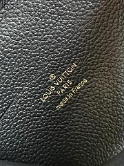 Louis Vuitton Noa Wallet Monogram Black 11 x 8 x 1 cm  - 2