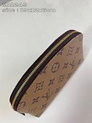 Louis Vuitton Pochette Cosmétique Monogram Trianon 19 x 12 x 6 cm - 3