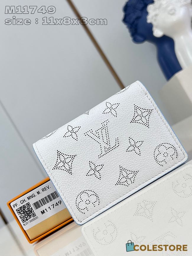Louis Vuitton Wallet Mahina Monogram Empreinte White Blue 11 x 8 x 3 cm  - 1