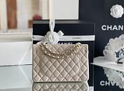 Chanel Flap Bag Light Beige 14.5 x 6 x 23 cm  - 4