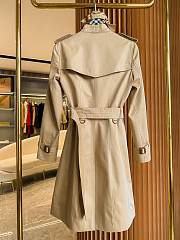 Burberry Heritage Trench Beige 02 - 3