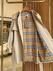 Burberry Short Trench Coat Beige - 3