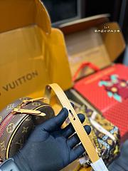 Louis Vuitton Bag 17 x 16 cm - 4