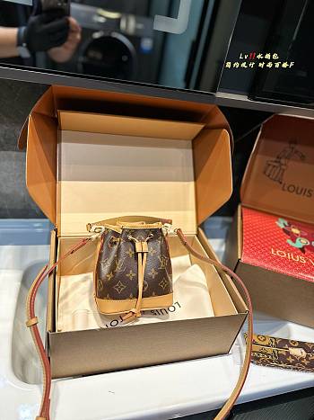 Louis Vuitton Bucket Bag Nano 13 x 16 cm  