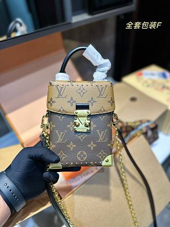 Louis Vuitton Box Shoulder Bag 17 x 13 cm 