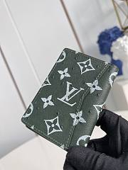 Louis Vuitton Monogram Brushed Green 17 cm - 3