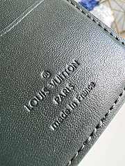 Louis Vuitton Monogram Brushed Green 17 cm - 4