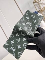 Louis VuittonMonogram Brushed Green 11 cm - 4