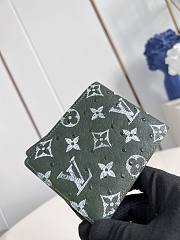 Louis VuittonMonogram Brushed Green 11 cm - 2