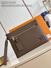Louis Vuitton Aerogram Brown 22 x 5 x 30 cm - 1