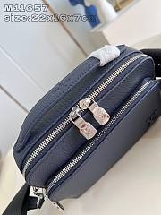 Louis Vuitton Monogram Brushed Black 22 x 16 x 7cm - 5