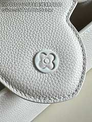 Louis Vuitton Capucines BB White 27 x 18 x 9 cm - 4