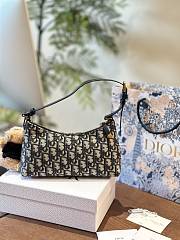 Dior Hobo CD Logo White 23 cm - 3