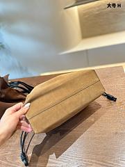 Loewe Bucket Bag Beige 20 cm - 2