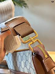 Gucci Brown 22 x 24 cm  - 4