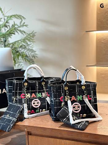 Chanel Shopping Bag Black 38 cm