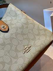 Coach Hadley Crossbody Brown 23 x 25 cm - 2