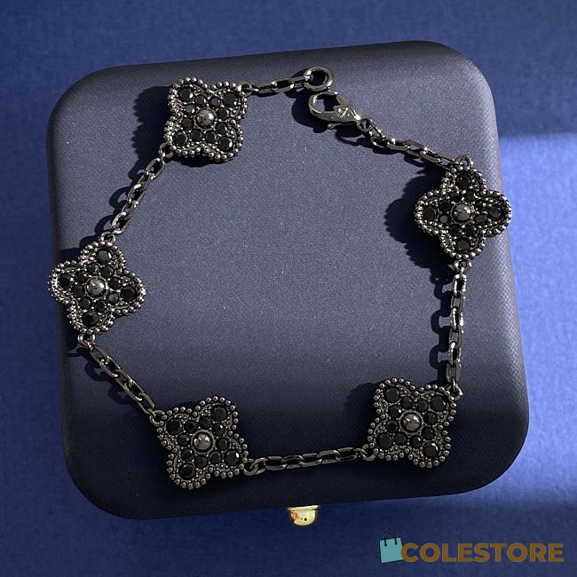 Van Cleef & Arpels Bracelet Black  - 1
