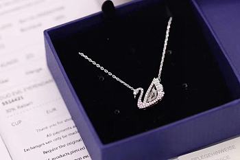 Swarovski Swan Necklace White 