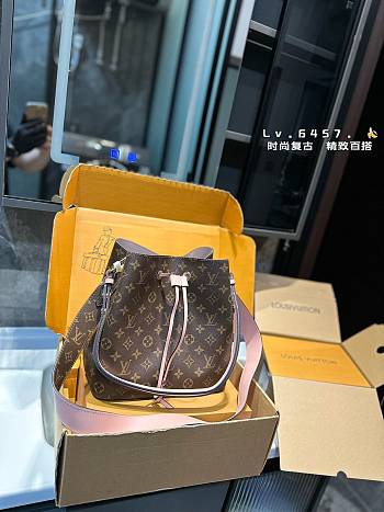 Louis Vuitton NoeNoe Brown 25 x 16 x 25 cm