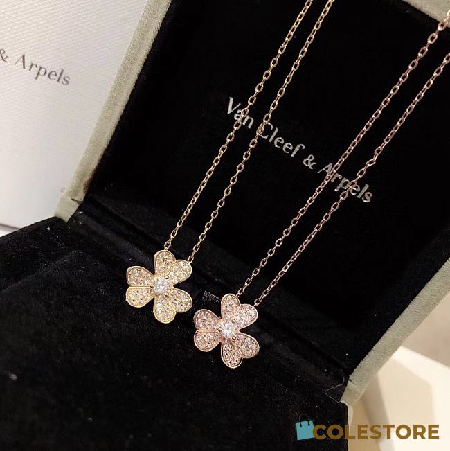 Van Cleef & Arpels Clover Necklace  - 1