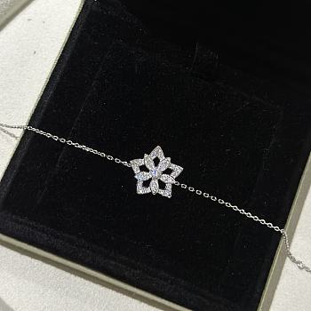Van Cleef & Arpels Snowflake Bracelet 