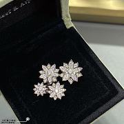 Van Cleef & Arpels Multi Flower Ring - 5