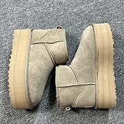 UGG Boots Brown  - 5