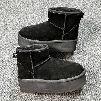 UGG Boots Black 