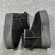 UGG Boots Black  - 2