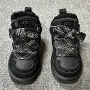 UGG Sneaker Black 02  - 2