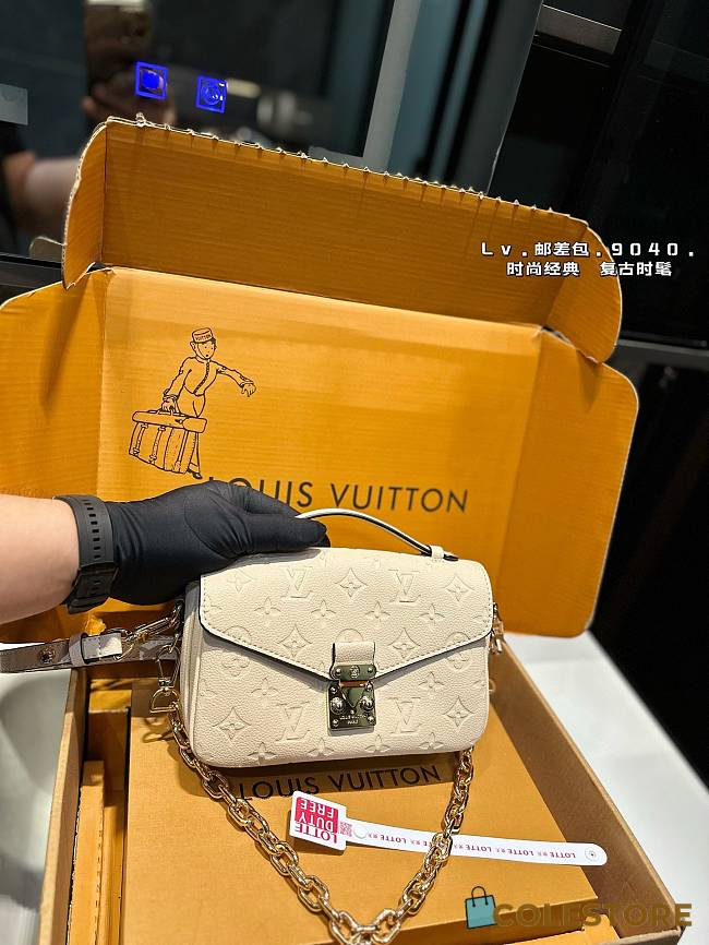 Louis Vuitton Pochette Metis East West Mini Yellow 21 x 14 cm - 1