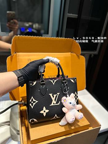 Louis Vuitton On The Go Black 25 x 20 cm