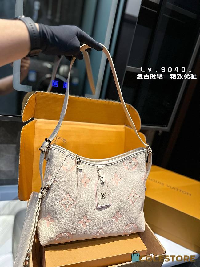 Louis Vuitton Carry All Beige With Yellow 25 x 20 cm - 1