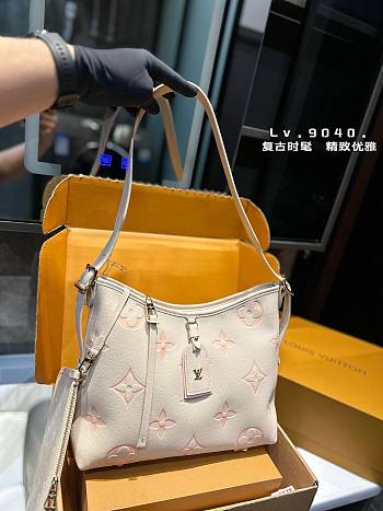 Louis Vuitton Carry All Beige With Yellow 25 x 20 cm