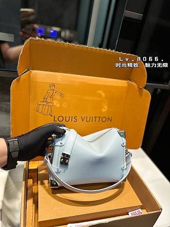 Louis Vuitton Trunk Blue 21 x 14 cm