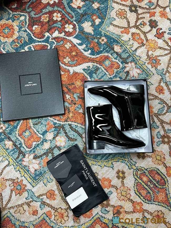 Saint Laurrent Chelsea Boots Shiny Black  - 1