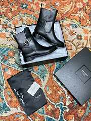 Saint Laurrent Chelsea Boots Black 02 - 5
