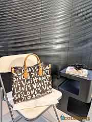 Louis Vuitton Graffiti Speedy 34 x 27 cm - 1