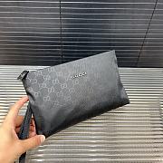 Gucci GG Embossed Pouch 'Black' 28 x 18 cm  - 2