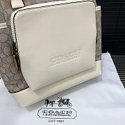 Coach League Flap Logo Beige 40 x 28 cm  - 3