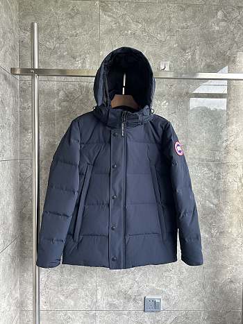Canada Goose Navy Man's Puffer Jackets