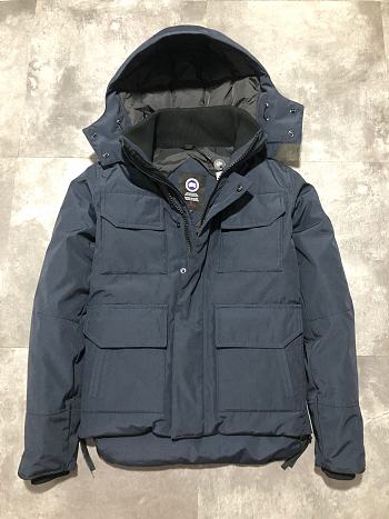 Canada Goose Man's Puffer Jackets Maitland Navy