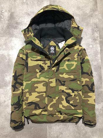 Canada Goose Man's Puffer Jackets Maitland Multicolor 2