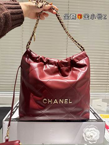 Chanel 22 Bag Red 30 x 33 cm